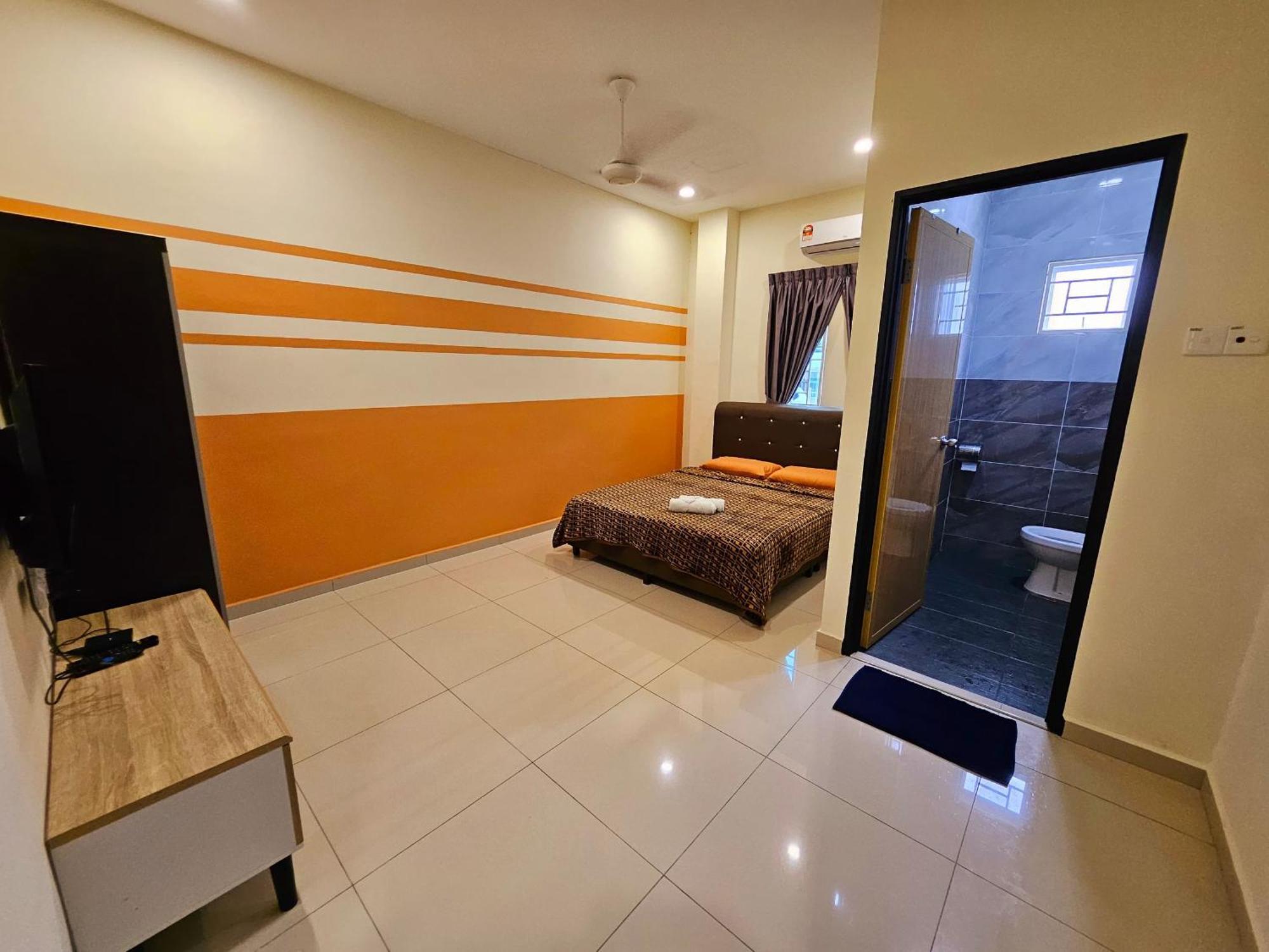 The Blue Guest House, Wifi, Free Parking, Aulong Taiping Exterior photo